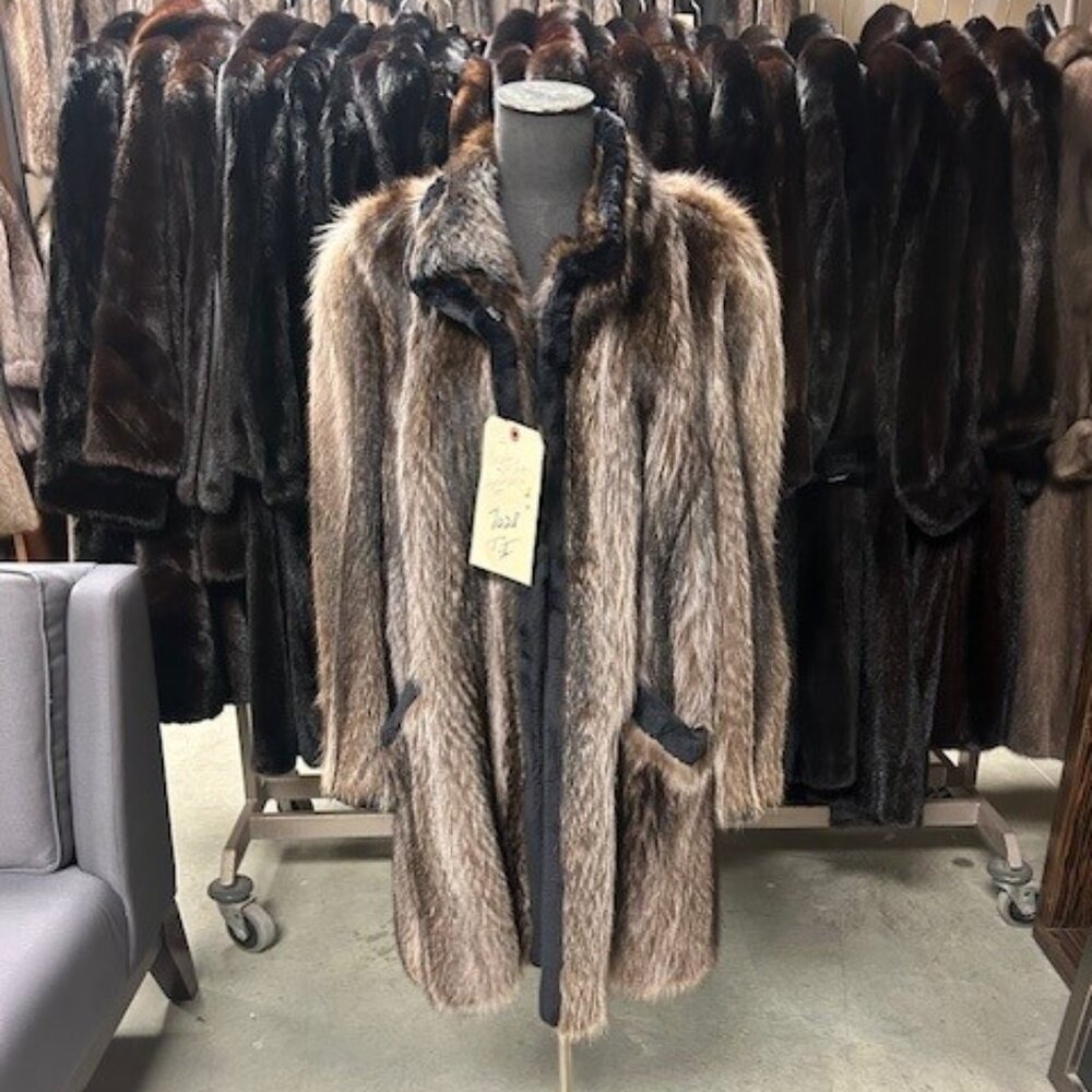 RACOON JACKET W/ sheared BEAVER tuxedo & top of pocket , 3795 NOW 895! size L
